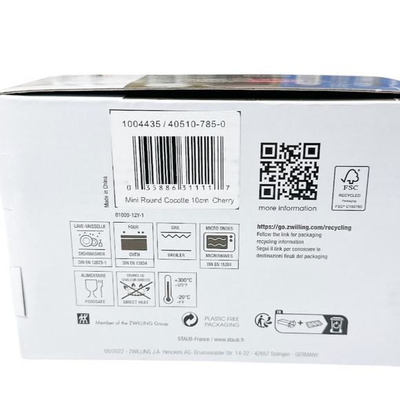 NEW Staub CHERRY (Red) MINI ROUND CERAMIC COCOTTE 10cm - Picture 5 of 7